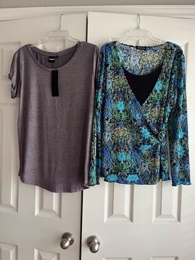 Lot of 2 Women’s Tops -Medium (mono b & Notations)